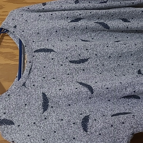 Grey M Feather light sweater - Picture 3 of 3